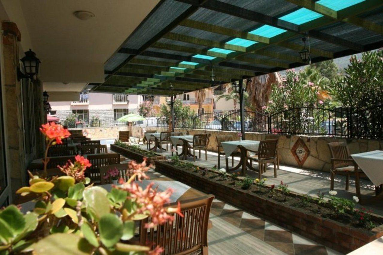 Barbaros Apart Hotel Turunç Exterior photo